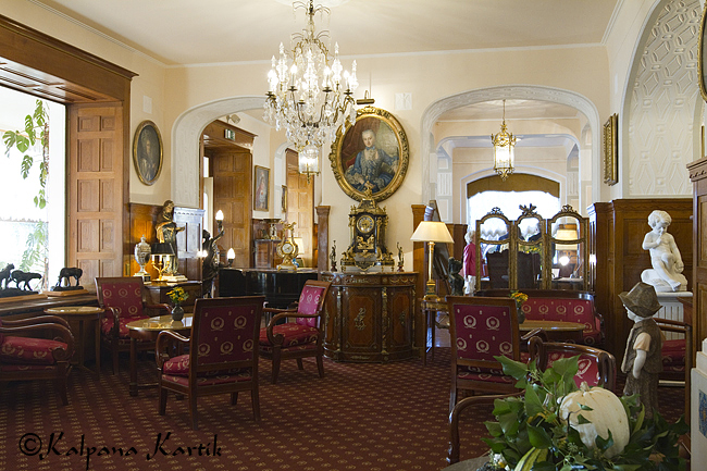 The lounge at Victoria Glion Hotel
